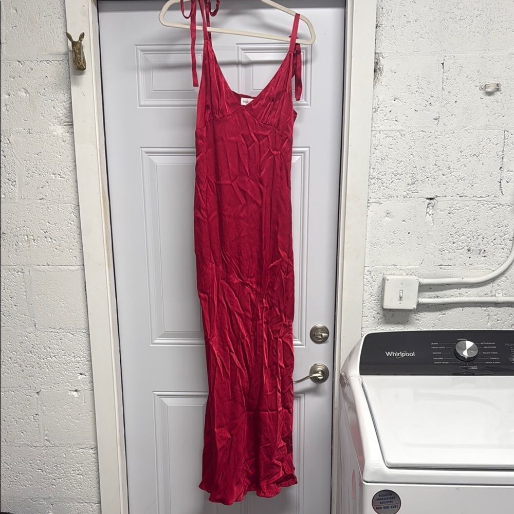 Red Sleeveless Maxi Dress Bow Tie Straps - Zipper Closure Side - Silk MEDIUM